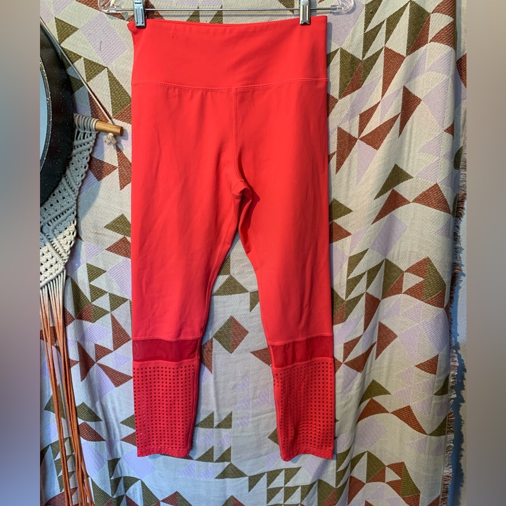 Zyia Active Leggings Sunset Block Size 6 8 Pink Perforated